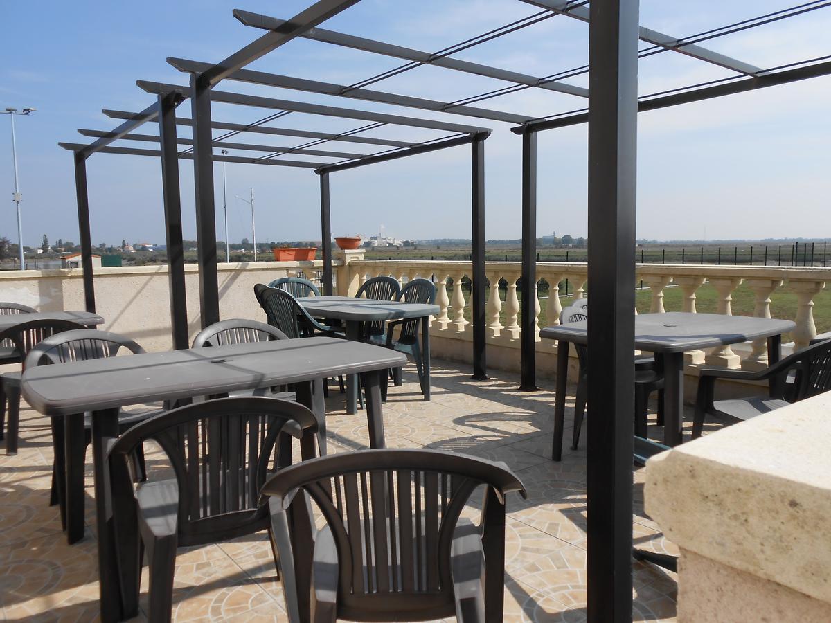 Hotel Le Cargo Рошфор Экстерьер фото